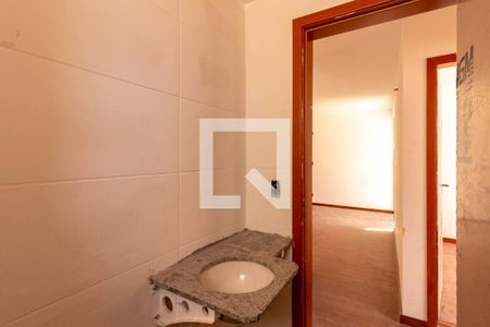 Banheiro de apartamento à venda com 2 quartos, 50m² em Palmares, Belo Horizonte