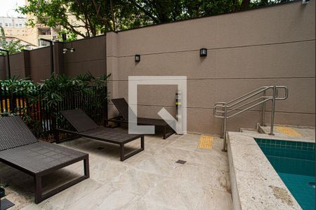 Apartamento à venda com 39m², 1 quarto e sem vagaÁrea comum - Piscina