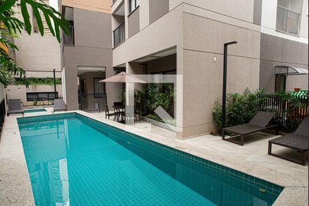Apartamento à venda com 39m², 1 quarto e sem vagaÁrea comum - Piscina