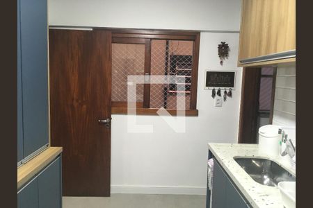 Apartamento à venda com 122m², 3 quartos e 1 vaga Apartamento à venda com 122m², 3 quartos e 1 vagaCozinha