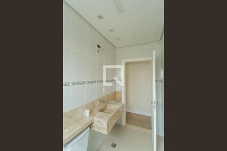 Casa à venda com 120m², 2 quartos e 2 vagasBanheiro Social