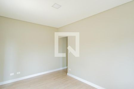 Casa à venda com 120m², 2 quartos e 2 vagasSuíte