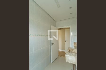 Casa à venda com 120m², 2 quartos e 2 vagasSuíte Banheiro