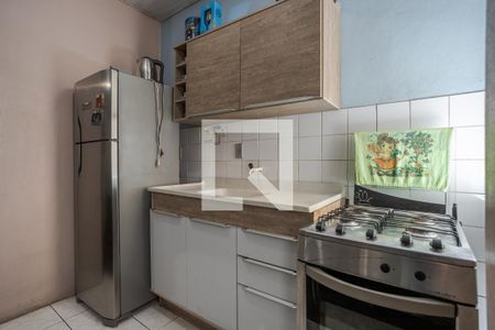Cozinha de kitnet/studio à venda com 1 quarto, 31m² em Floresta, Porto Alegre