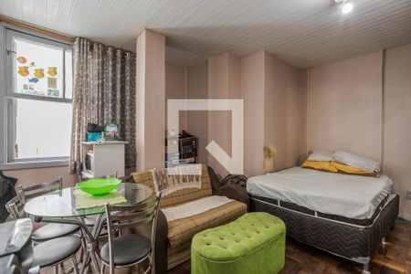Dormitório de kitnet/studio à venda com 1 quarto, 31m² em Floresta, Porto Alegre
