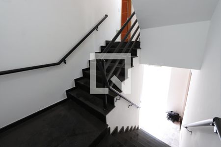 Apartamento à venda com 45m², 2 quartos e sem vagaEscada