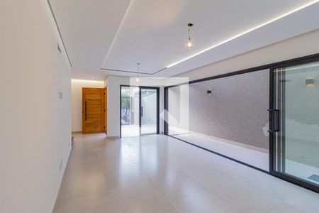 Sala de casa à venda com 3 quartos, 113m² em Conceicao, Osasco