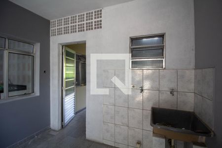 Casa para alugar com 40m², 1 quarto e 1 vagaÁrea de Serviço
