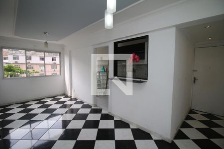 Sala de apartamento para alugar com 2 quartos, 55m² em Olaria, Rio de Janeiro