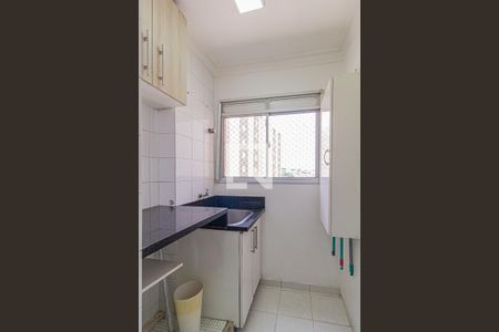Apartamento para alugar com 57m², 3 quartos e 1 vaga Apartamento para alugar com 57m², 3 quartos e 1 vagaCozinha e área de serviço