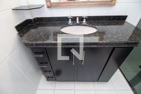 Casa à venda com 350m², 4 quartos e 4 vagas Casa à venda com 350m², 4 quartos e 4 vagasBanheiro da Suíte 1