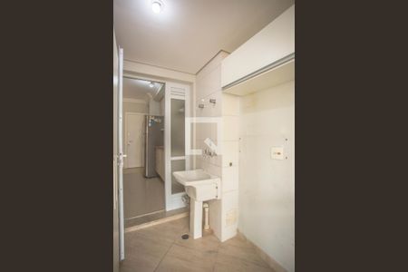 Apartamento à venda com 70m², 2 quartos e 1 vagaÁrea de Serviço