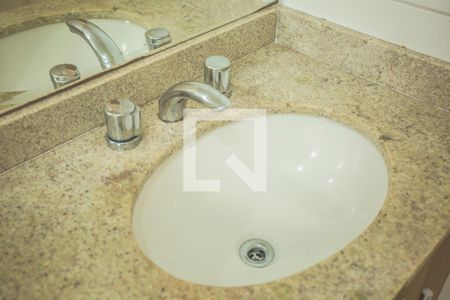 Apartamento à venda com 70m², 2 quartos e 1 vagaBanheiro Suíte