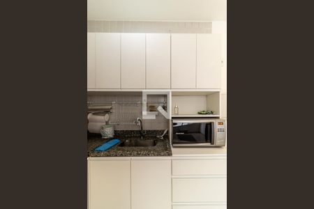 Cozinha - Microondas de kitnet/studio para alugar com 1 quarto, 32m² em Vila Buarque, São Paulo