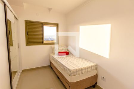 Quarto1 de apartamento para alugar com 2 quartos, 75m² em Boqueirão, Praia Grande
