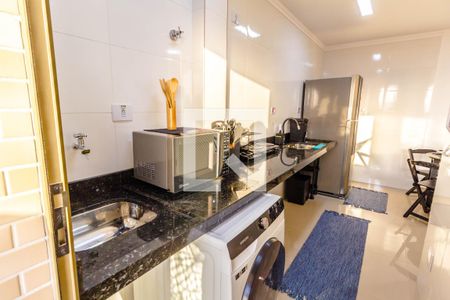Apartamento para alugar com 75m², 2 quartos e 1 vaga Apartamento para alugar com 75m², 2 quartos e 1 vagaCozinha e Área de Serviço