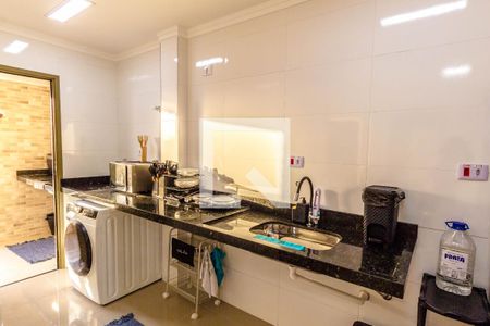Apartamento para alugar com 75m², 2 quartos e 1 vaga Apartamento para alugar com 75m², 2 quartos e 1 vagaCozinha e Área de Serviço
