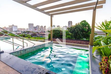 Apartamento para alugar com 75m², 2 quartos e 1 vaga Apartamento para alugar com 75m², 2 quartos e 1 vagaÁrea comum - Piscina
