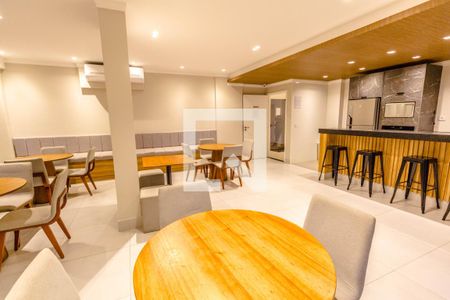 Apartamento para alugar com 75m², 2 quartos e 1 vaga Apartamento para alugar com 75m², 2 quartos e 1 vagaÁrea comum - Salão de Festas