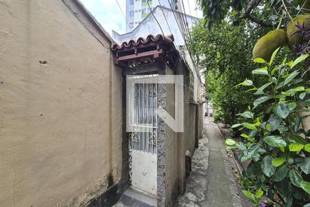 Casa à venda com 51m², 1 quarto e sem vagaEntrada