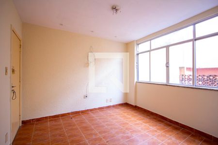Sala de apartamento para alugar com 1 quarto, 30m² em Raul Veiga, São Gonçalo
