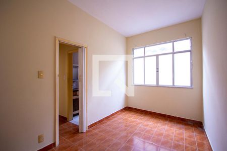 Quarto de apartamento para alugar com 1 quarto, 30m² em Raul Veiga, São Gonçalo