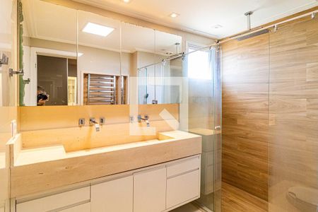 Apartamento para alugar com 171m², 3 quartos e 3 vagasSuite 01 - Banheiro