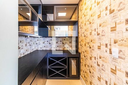 Apartamento para alugar com 171m², 3 quartos e 3 vagasAdega