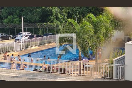Apartamento para alugar com 65m², 2 quartos e 2 vagasÁrea comum - Piscina