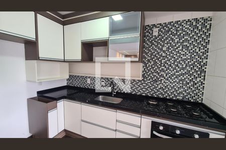 Cozinha e Área de Serviço de apartamento para alugar com 2 quartos, 65m² em Bosque dos Jacarandás, Jundiaí
