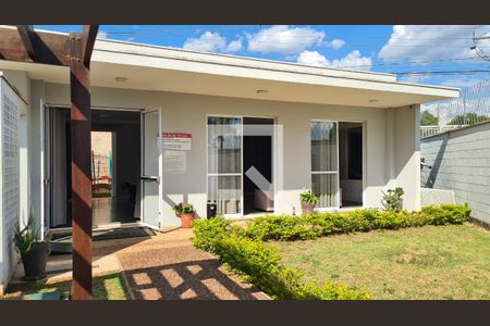 Apartamento para alugar com 65m², 2 quartos e 2 vagasÁrea comum - Salão de festas
