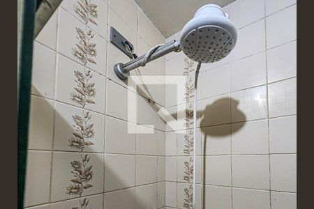 Banheiro de apartamento para alugar com 2 quartos, 82m² em Centro, Guarujá