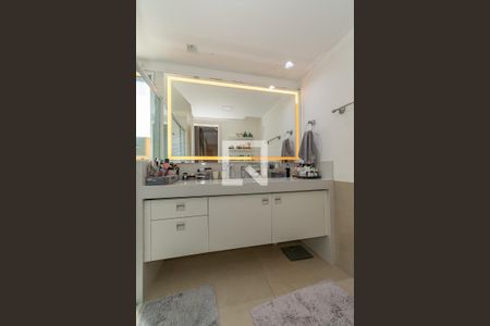 Banheiro da Suíte 1 de apartamento à venda com 3 quartos, 136m² em Taquaral, Campinas