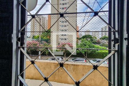 Casa para alugar com 70m², 3 quartos e sem vagaquarto 2 janela