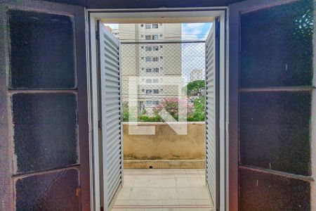 Casa para alugar com 70m², 3 quartos e sem vagaquarto 3 varanda