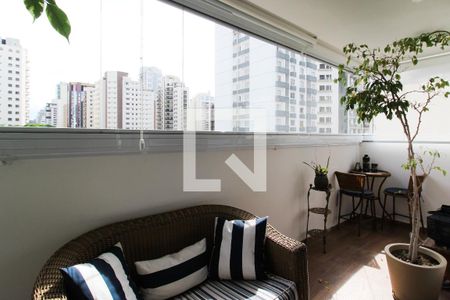 Varanda de apartamento à venda com 4 quartos, 145m² em Indianópolis, São Paulo