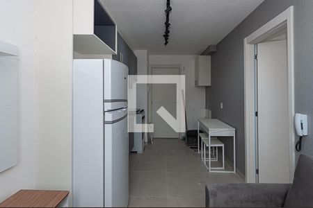 Cozinha de apartamento à venda com 1 quarto, 25m² em Água Branca, São Paulo