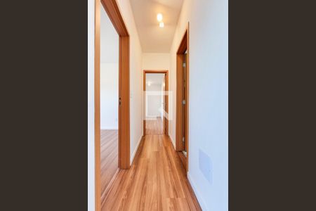 Corredor de apartamento para alugar com 2 quartos, 60m² em Loteamento Villa Branca, Jacareí