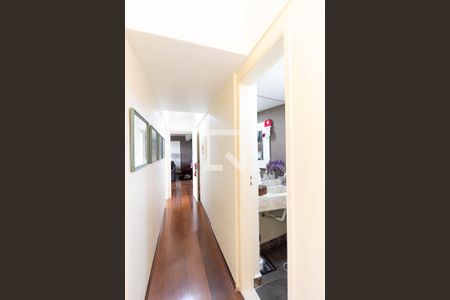 Apartamento à venda com 119m², 3 quartos e 1 vagaCorredor