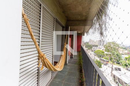 Apartamento à venda com 119m², 3 quartos e 1 vagaVaranda