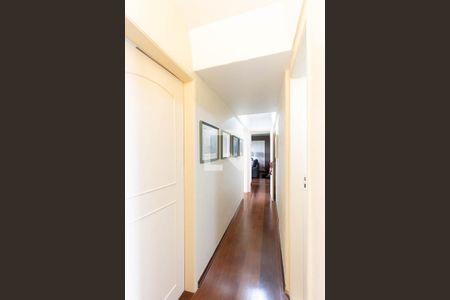 Apartamento à venda com 119m², 3 quartos e 1 vagaCorredor