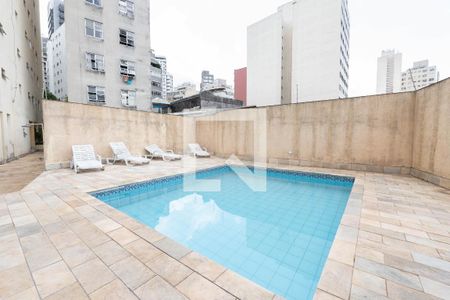 Apartamento para alugar com 33m², 1 quarto e sem vagaÁrea comum - Piscina