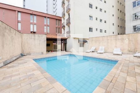 Apartamento para alugar com 33m², 1 quarto e sem vagaÁrea comum - Piscina