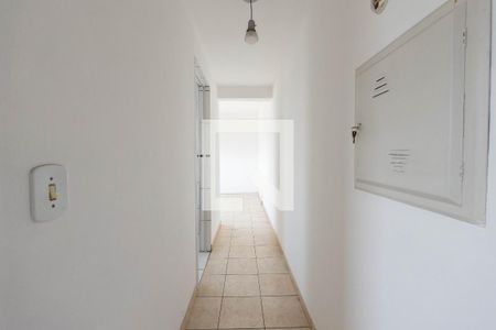 Apartamento para alugar com 33m², 1 quarto e sem vagaCorredor