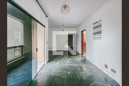 Sala de apartamento para alugar com 2 quartos, 78m² em Jardim Virgínia, Guarujá