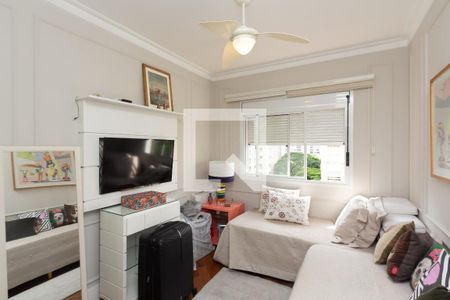 Quarto 1 de apartamento para alugar com 3 quartos, 110m² em Itaim Bibi, São Paulo