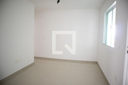 Sala e Cozinha de apartamento à venda com 1 quarto, 33m² em Vila Nivi, São Paulo