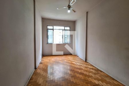 Sala de apartamento para alugar com 2 quartos, 85m² em Icaraí, Niterói