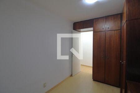 Quarto 1 de apartamento para alugar com 2 quartos, 58m² em Vila Emir, São Paulo
