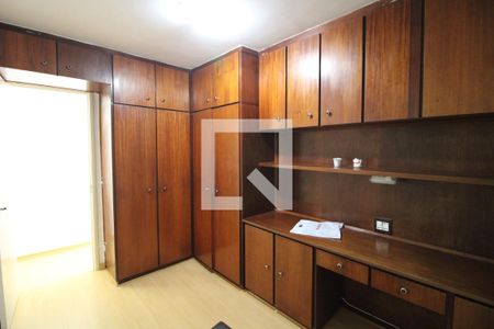 Quarto 1 de apartamento para alugar com 2 quartos, 58m² em Vila Emir, São Paulo